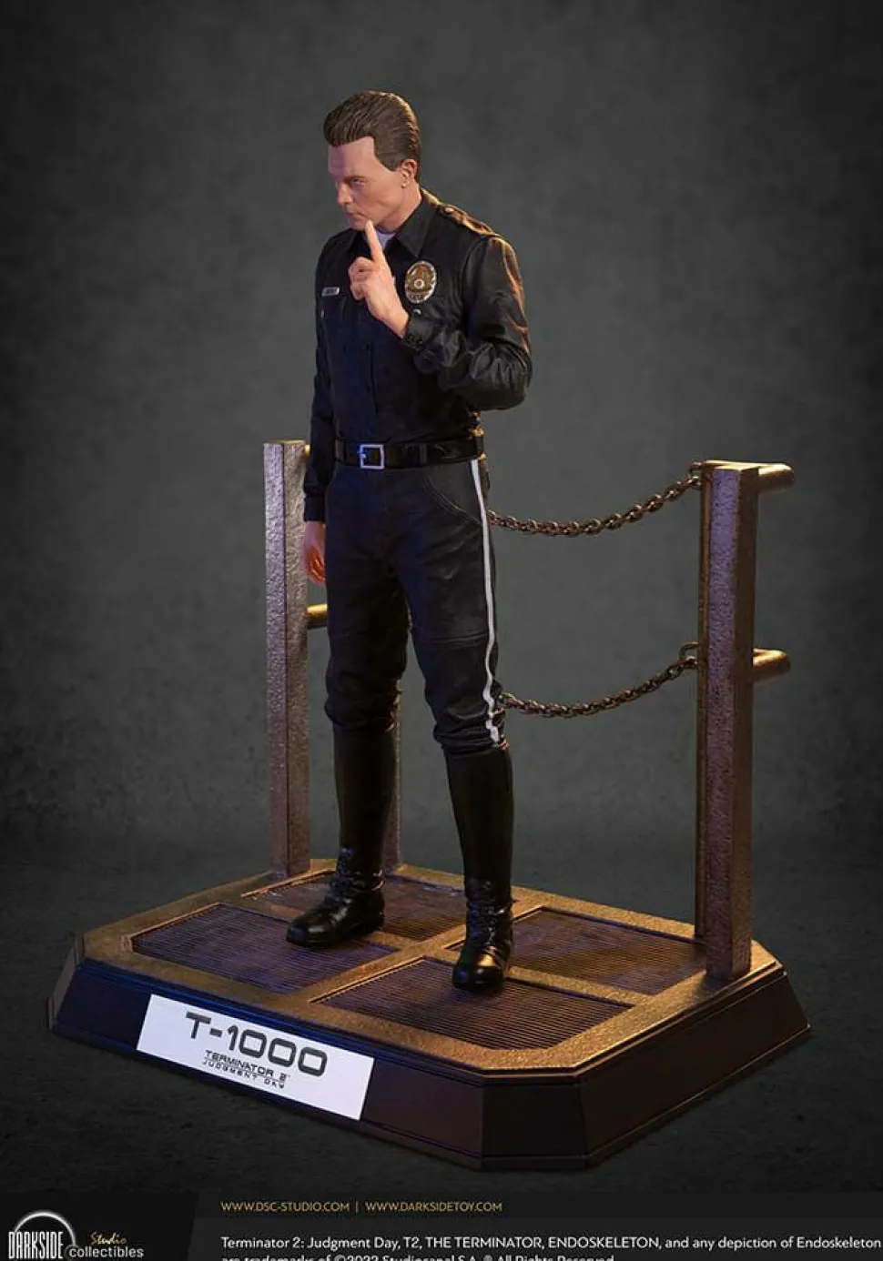 Terminator 2: Judgement Day - T-1000 1/3 Scale Statue