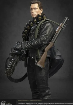 Terminator 2: Judgment Day - T-800 Ultimate Edition 1/3 Scale Statue