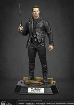 Terminator 2: Judgment Day - T-800 1/3 Scale Statue