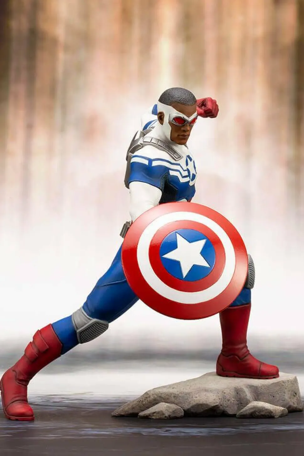 The Avengers - Sam Wilson Captain America 1/10th Scale ArtFX Statue