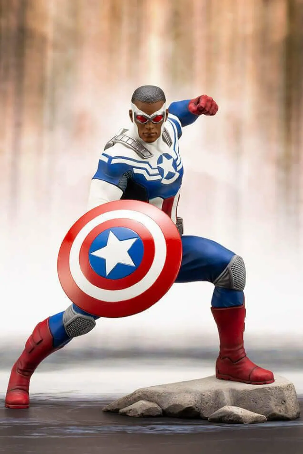 The Avengers - Sam Wilson Captain America 1/10th Scale ArtFX Statue