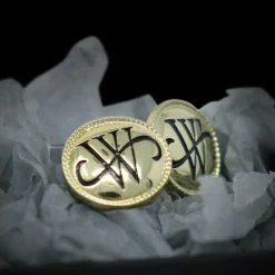 The Batman (2022) - Wayne Family Insignia Limited Edition Prop Replica Cufflinks