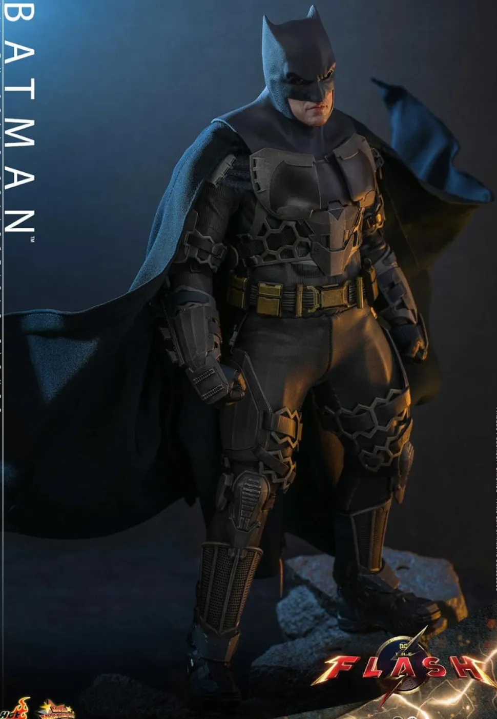 The Flash - Batman 1/6th Scale Hot Toys Action Figure