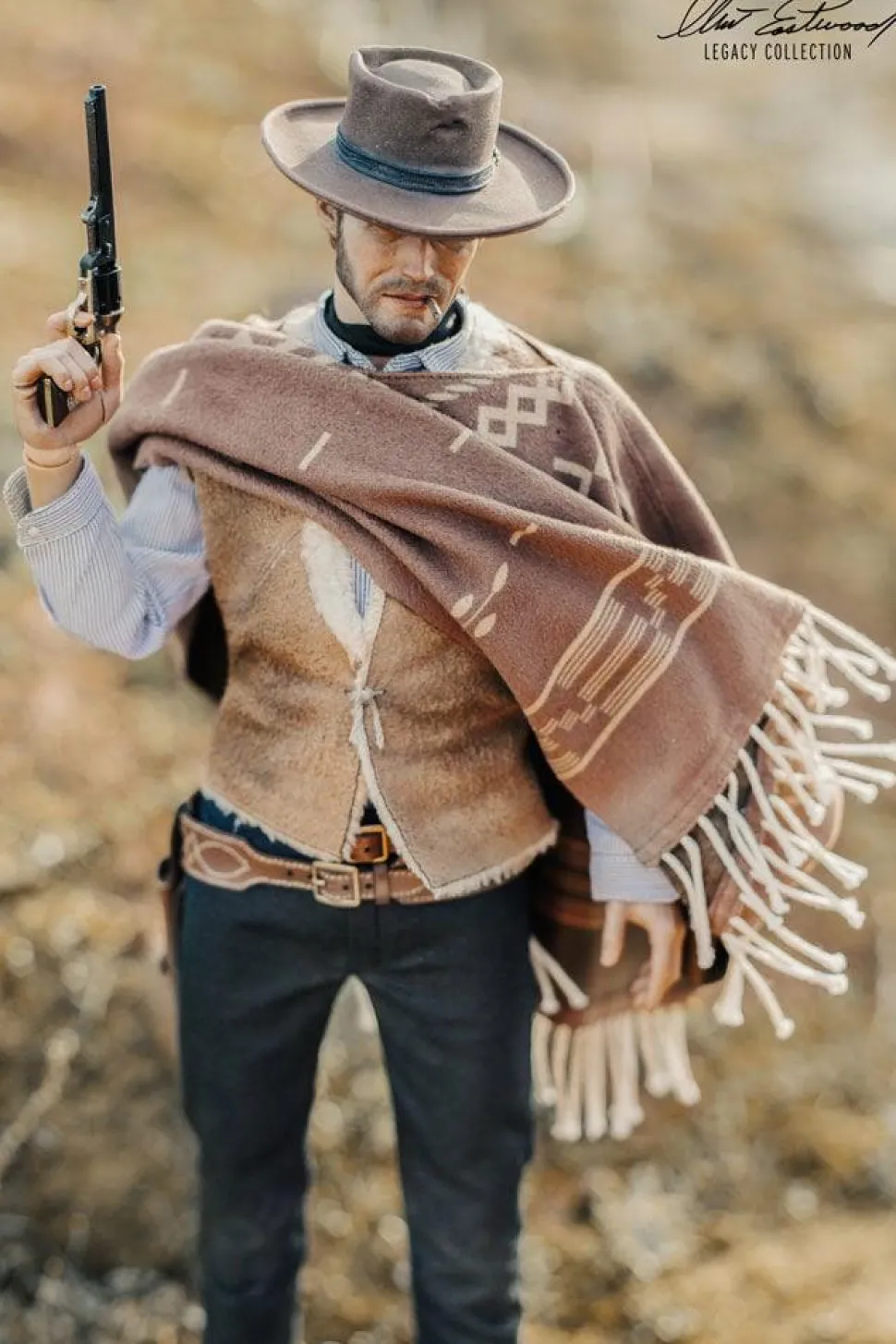 The Good, The Bad, and The Ugly - Clint Eastwood as The Man With No Name 1/6th Scale Action Figure