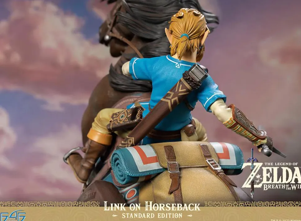 The Legend of Zelda: Breath of the Wild - Link on Horseback 22” Statue