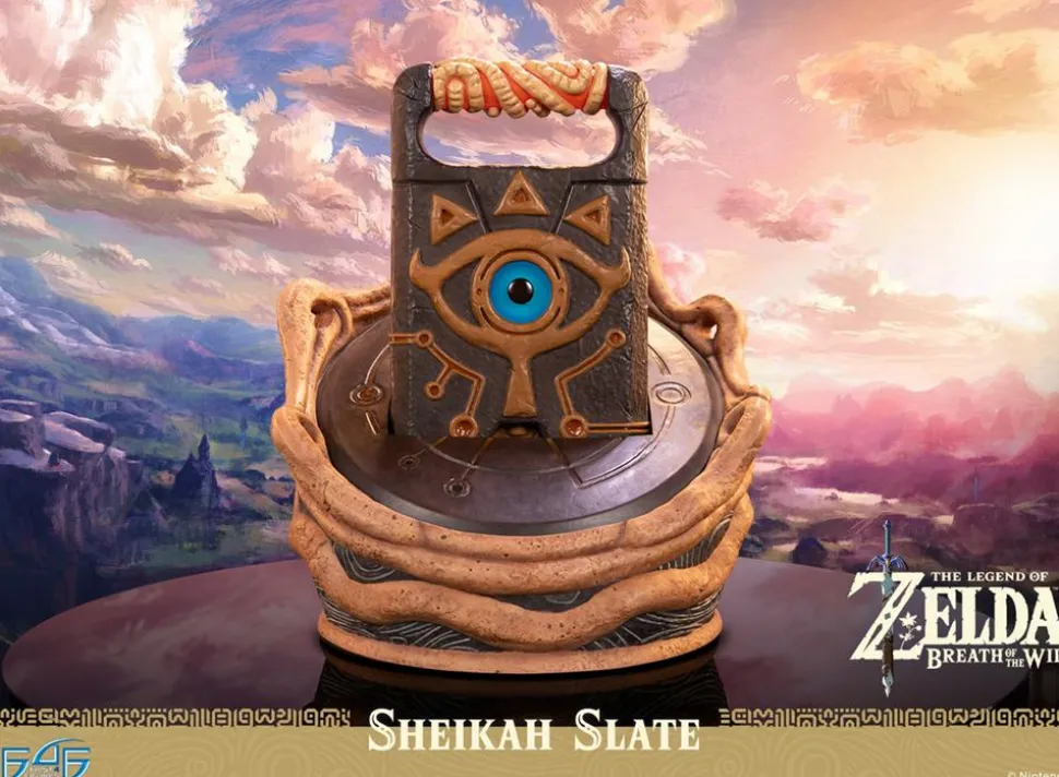 The Legend of Zelda: Breath of the Wild - Sheikah Slate 1:1 Scale Life-Size Statue