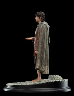 The Lord of the Rings - Frodo Baggins, Ringbearer Classic Series 1/6th Scale Statue