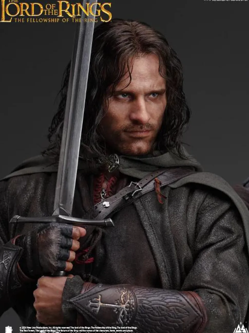 The Lord of the Rings: The Fellowship of the Ring - Aragorn Hyperreal 1/3 Scale Statue