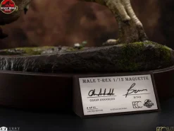 The Lost World: Jurassic Park - Tyrannosaur Buck (Male T-Rex) 1/12th Scale Maquette Statue