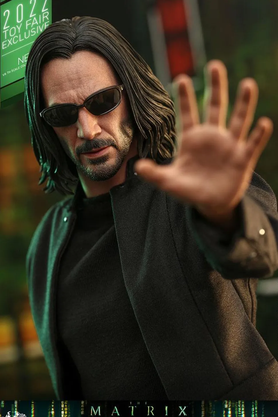 The Matrix Resurrections - Neo 1/6th Scale Hot Toys Action Figure (2022 Toy Fair Exclusive)