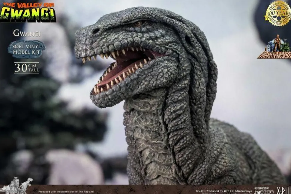 The Valley of Gwangi (1969) - Gwangi Deluxe 12” Unpainted Vinyl Model Kit