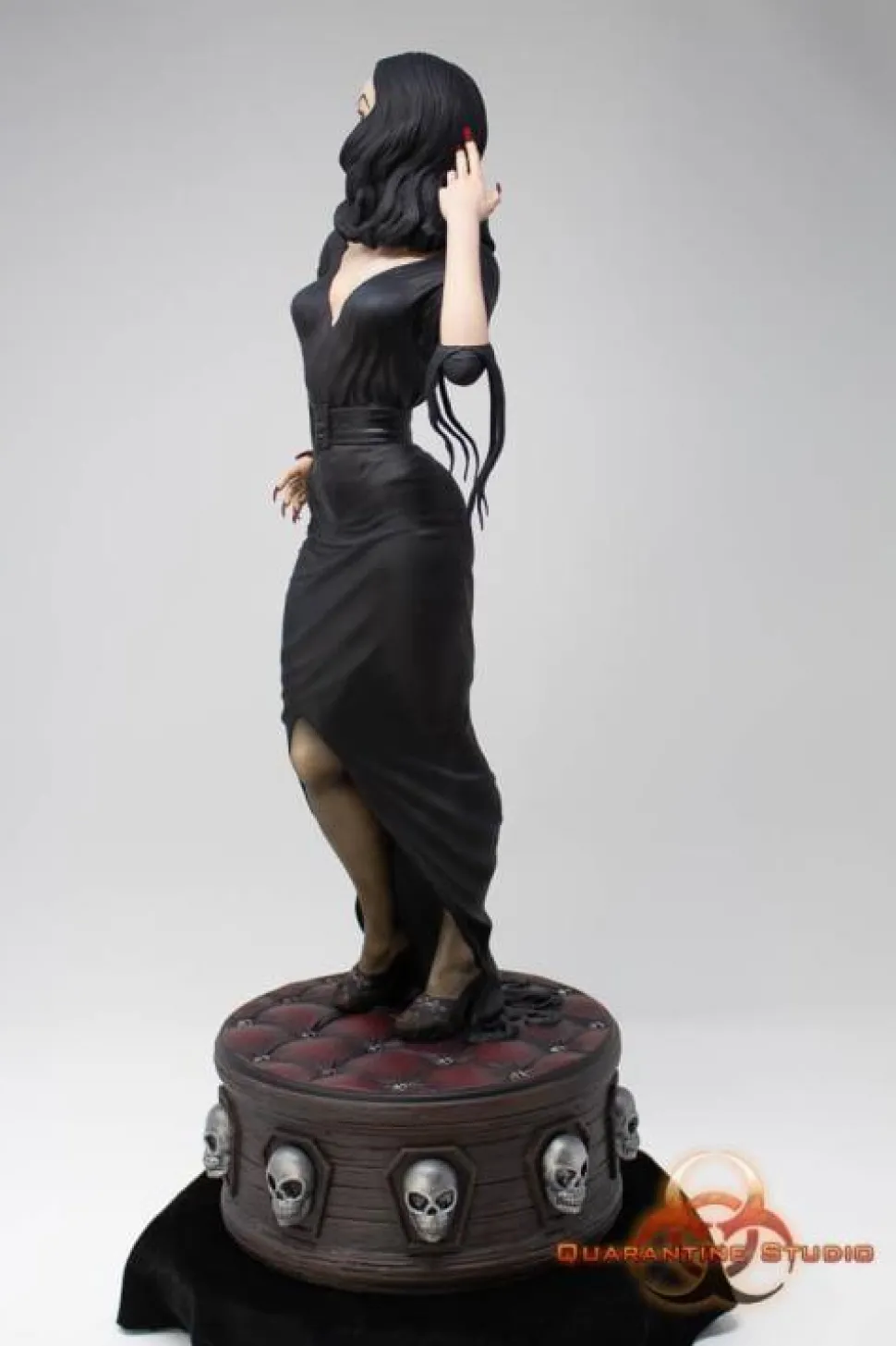 The Vampira Show (1954) - Vampira Queen of the Ghouls 1/6th Scale Statue
