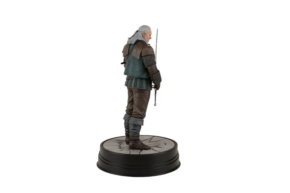 The WItcher 3: Wild Hunt - Vesemir 8” PVC Statue