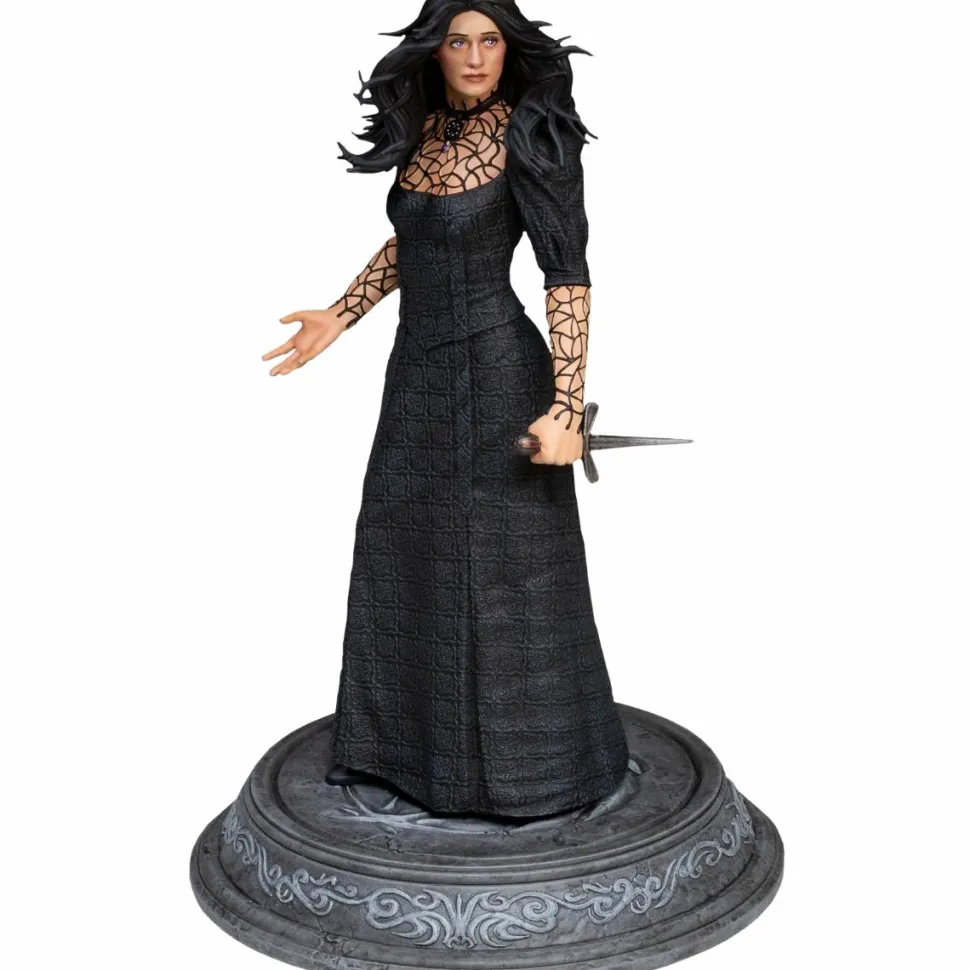 The Witcher - Yennefer of Vengerberg 9” Figure