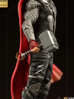 Thor (2011) - Thor Deluxe 1/10th Scale Statue (Int Sales Only)