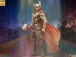 Thor (2011) - Thor Deluxe 1/10th Scale Statue (Int Sales Only)