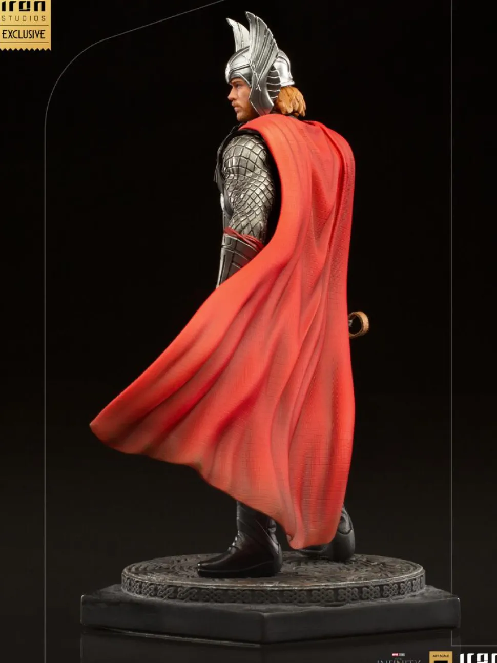 Thor (2011) - Thor Deluxe 1/10th Scale Statue (Int Sales Only)
