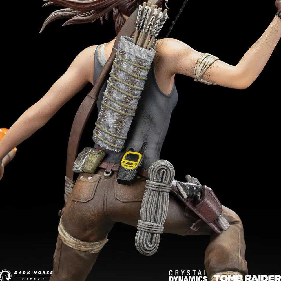Tomb Raider - Lara Croft (Survivor Era) 11" Statue