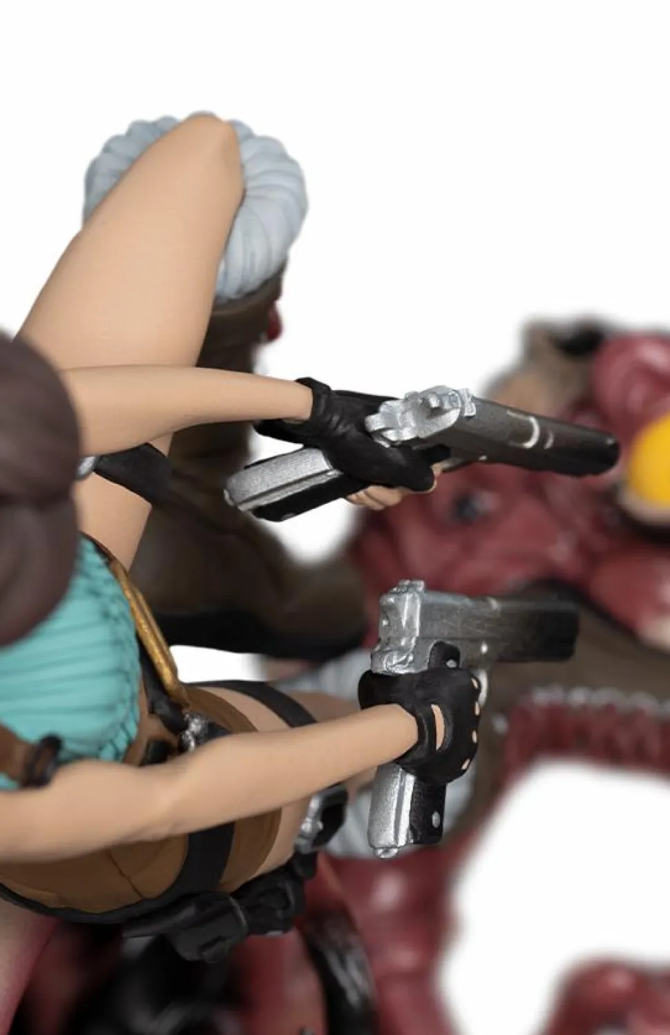 Tomb Raider - Lara Croft vs. Raptor Mini Epics 9" Vinyl Figure