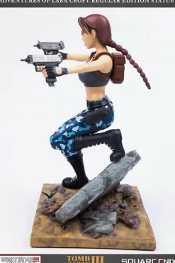 Tomb Raider III: The Adventures of Lara Croft - Lara Croft 12” Statue