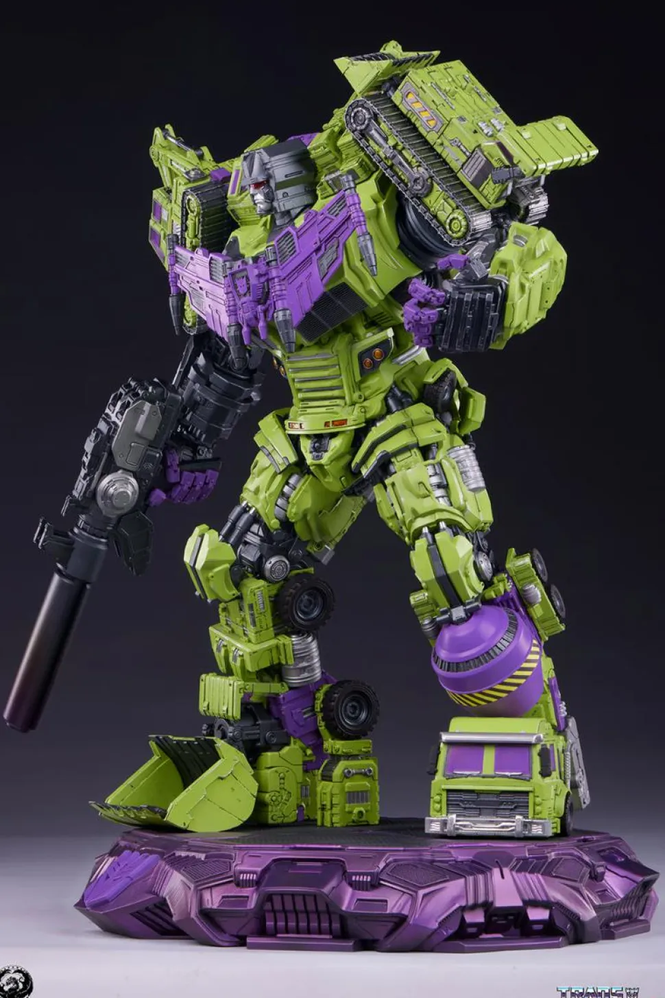 Transformers - Devastator 45" Museum Scale Statue