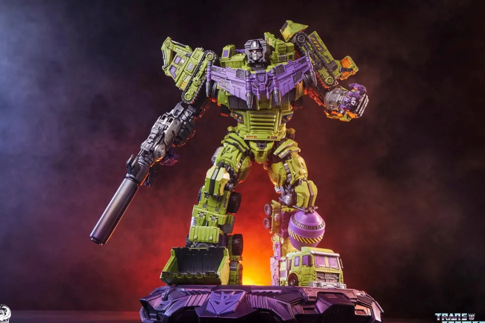Transformers - Devastator 45" Museum Scale Statue