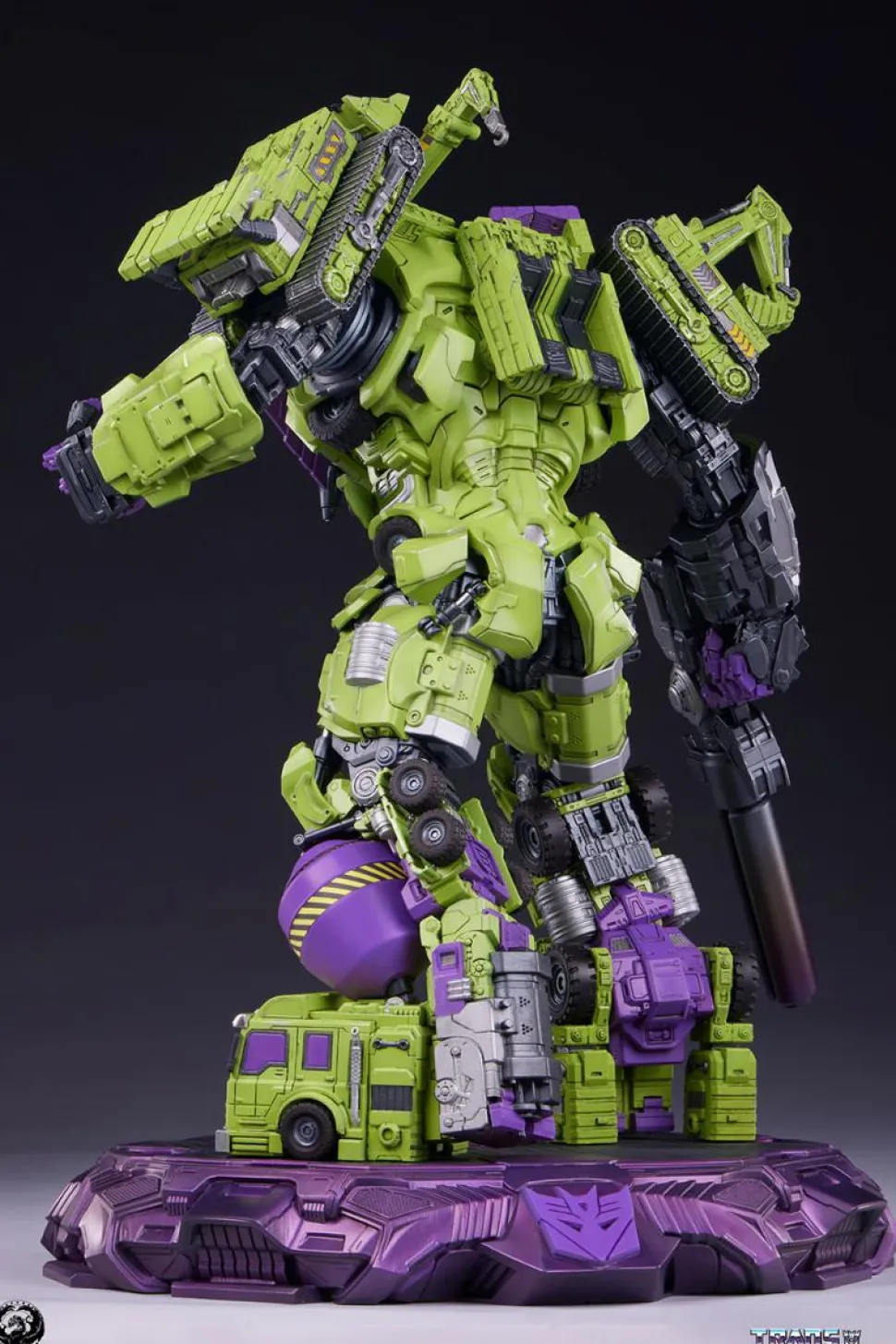 Transformers - Devastator 45" Museum Scale Statue