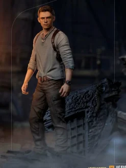 Uncharted (2022) - Nathan Drake Deluxe 1/10th Scale Statue