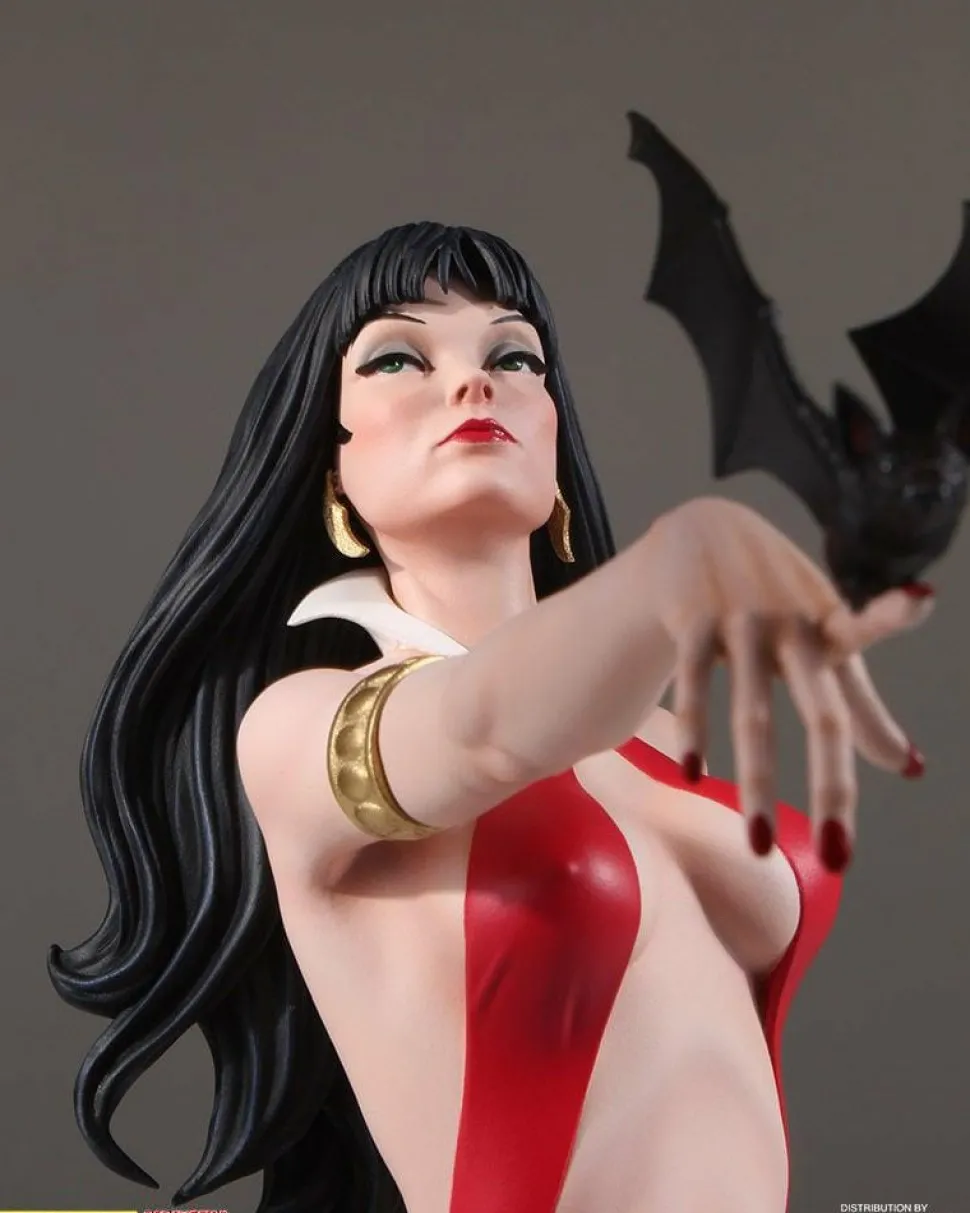 Vampirella - Vampirella 1/6th Scale Statue by Jose Gonzalez