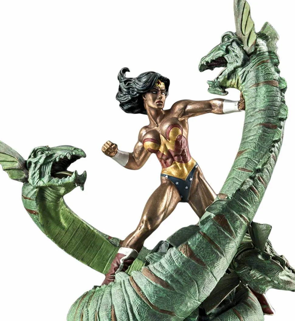 Wonder Woman - Wonder Woman vs Hydra Mini Patina Statue