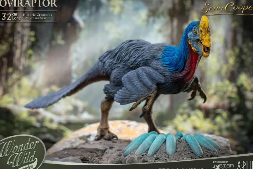 Wonders of the Wild - Oviraptor 12" Statue