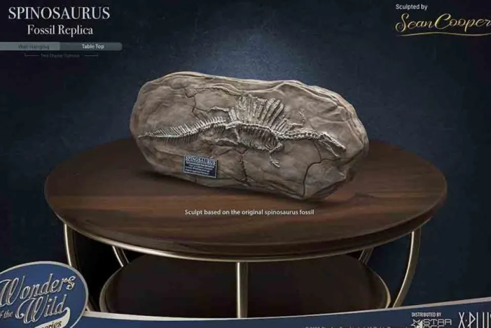 Wonders of the Wild - Spinosaurus 2.0 & Fossil Deluxe 7” Statue