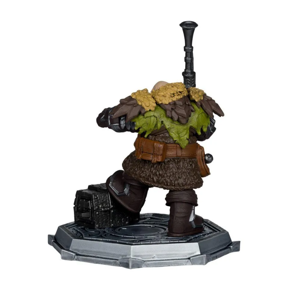 World of Warcraft - Dwarf Hunter Beast Master & Dwarf Hunter Marksman 1/12th Scale Posed PVC Figure
