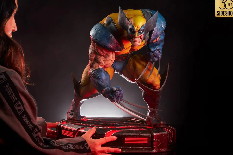 X-Men - Wolverine Berserker Rage 19" Statue