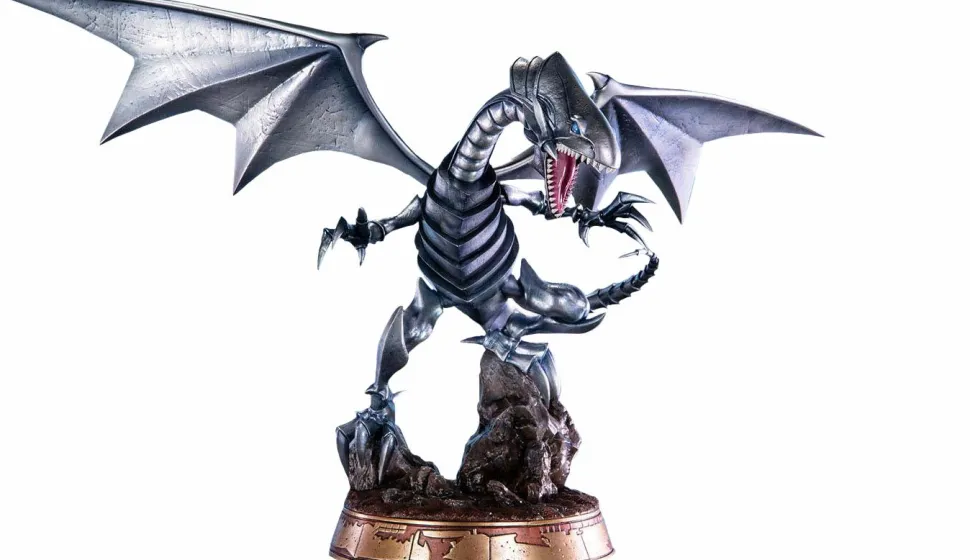Yu-Gi-Oh! - Blue Eyes White Dragon Silver Edition 14” PVC Statue